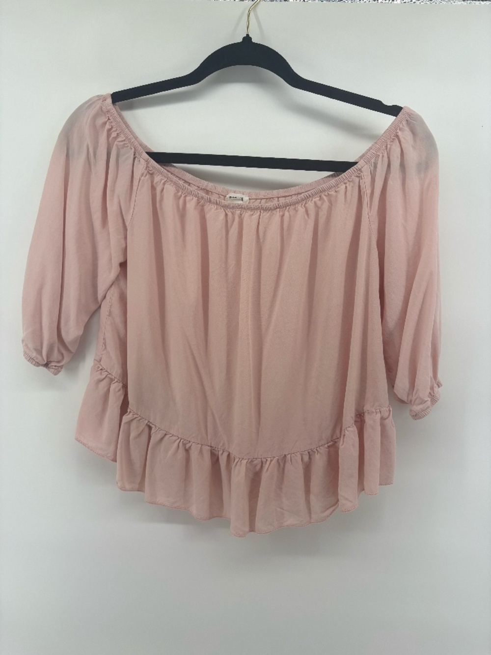 GARAGE size small blush pink off shoulder half sleeve blouse